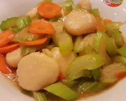 Sauteed Scallop with Celery in XO Sauce ⾹炒XO酱西芹带⼦ | Customer Photo | Makan Mate