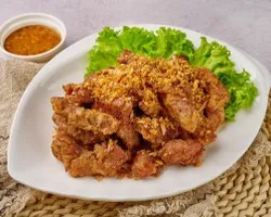 ﻿﻿Fried Garlic Pork | Customer Photo | Thai palace