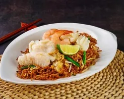 ﻿﻿Thai Fried Noodle | Customer Photo | Thai palace