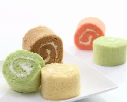 Assorted Swiss Roll  瑞士卷 | Customer Photo | Xin Yi Pin Catering Pte Ltd