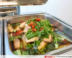 Pan Seared Salmon on Bed of Garlic and Spring Onion Soy Sauce 蒜葱酱油烤三⽂⻥ | Customer Photo | Yea! Mama Catering